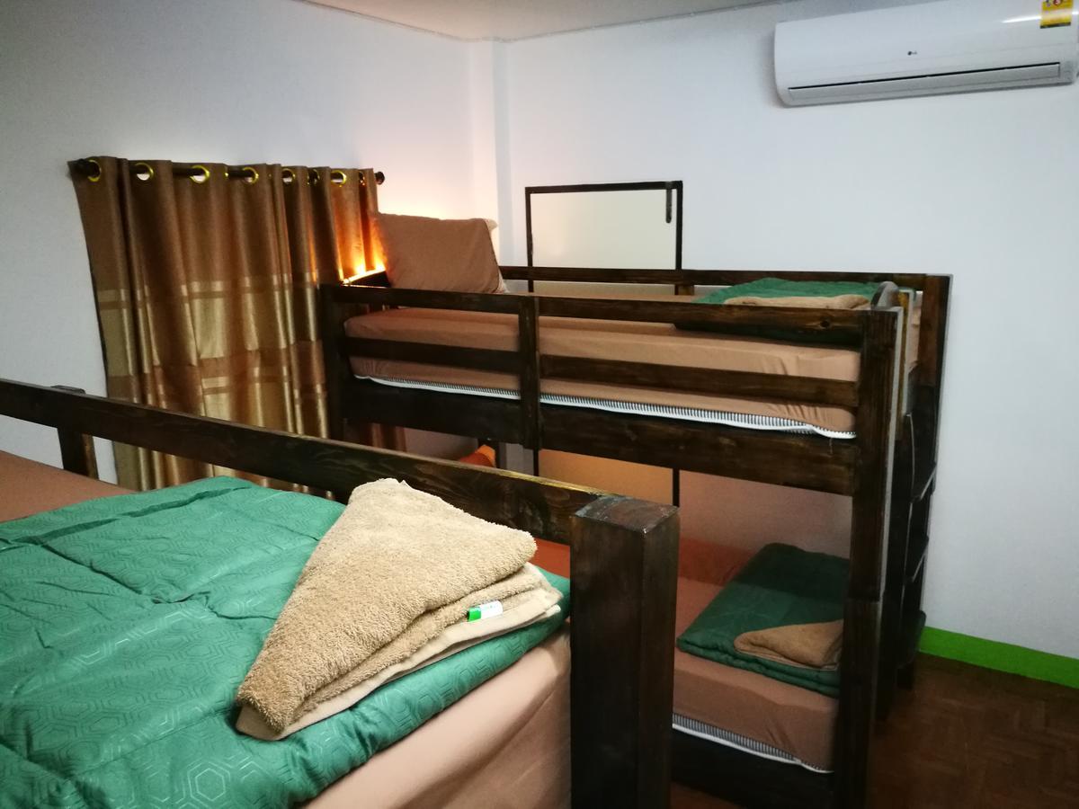 Stay With Jame Hostel Csiangmaj Kültér fotó