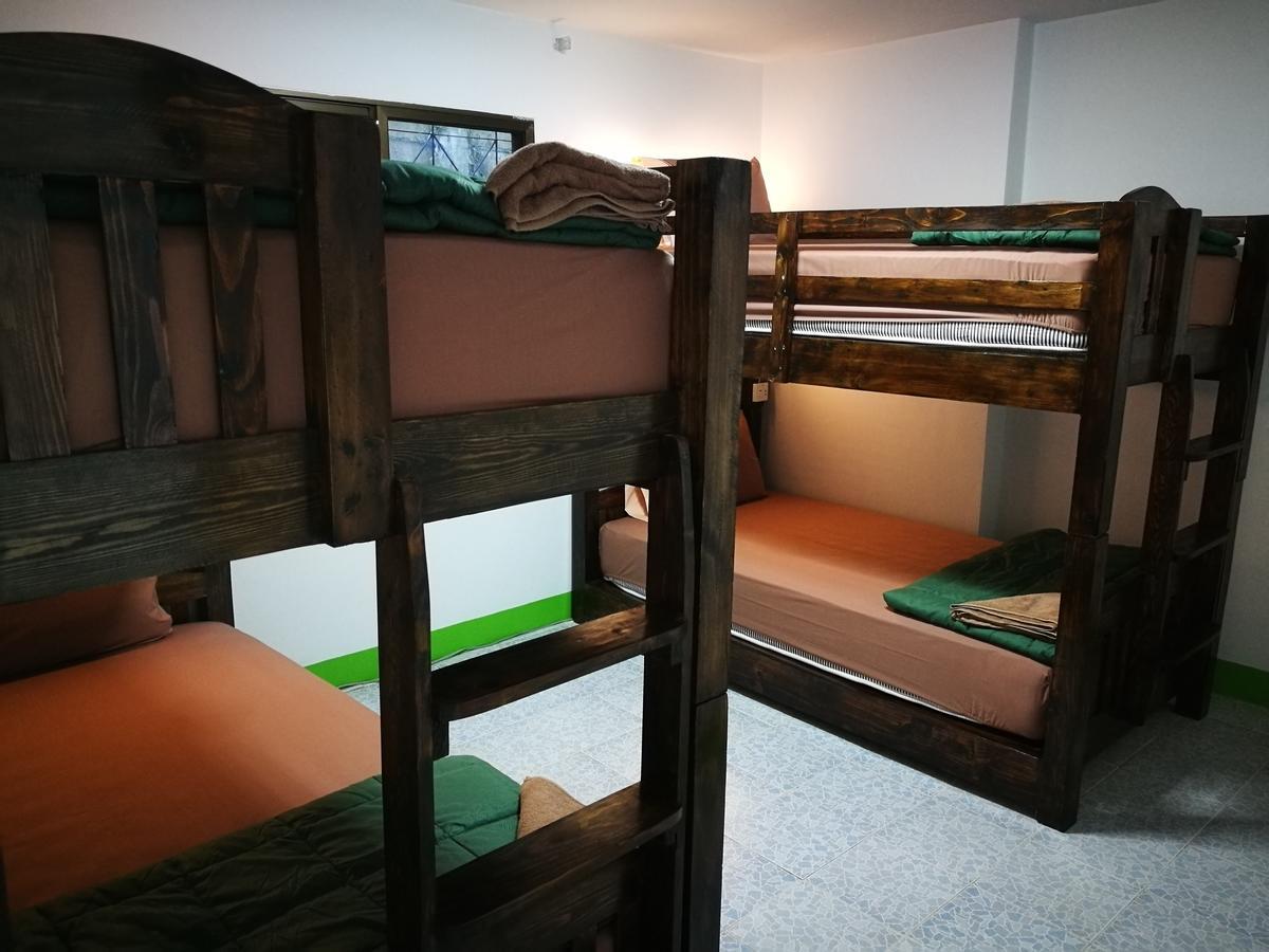 Stay With Jame Hostel Csiangmaj Kültér fotó