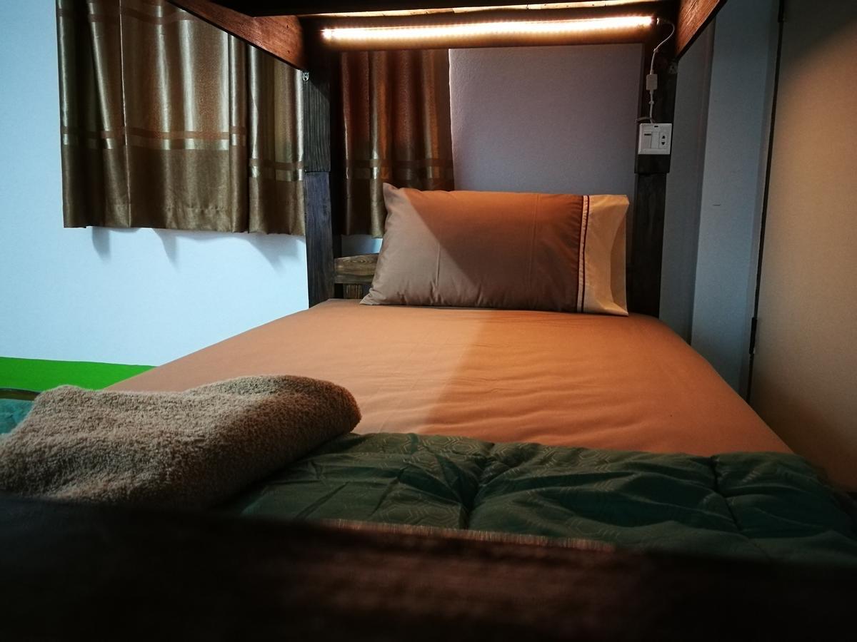 Stay With Jame Hostel Csiangmaj Kültér fotó