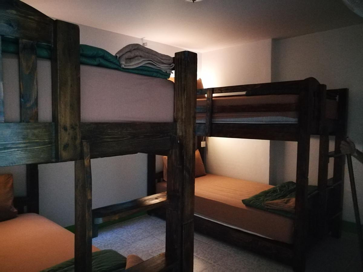 Stay With Jame Hostel Csiangmaj Kültér fotó